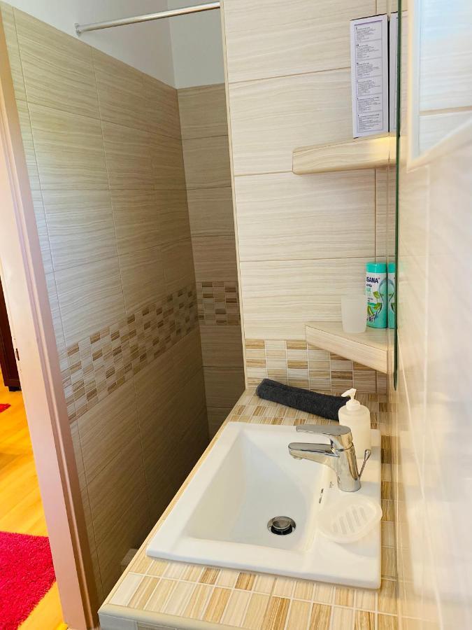 Pandora Pool Apartman Hajduszoboszlo Exterior photo